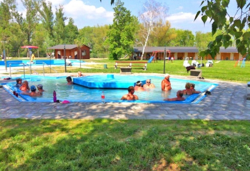 Termální koupaliště topolníky